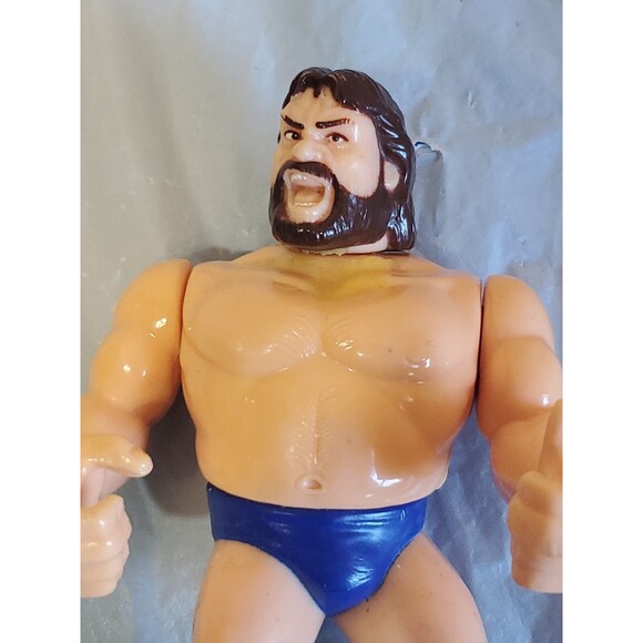Hacksaw Jim Duggan WWE WWF Action Figure Wrestling Toy Figure Vintage 91' Hasbro - Picture 5 of 10